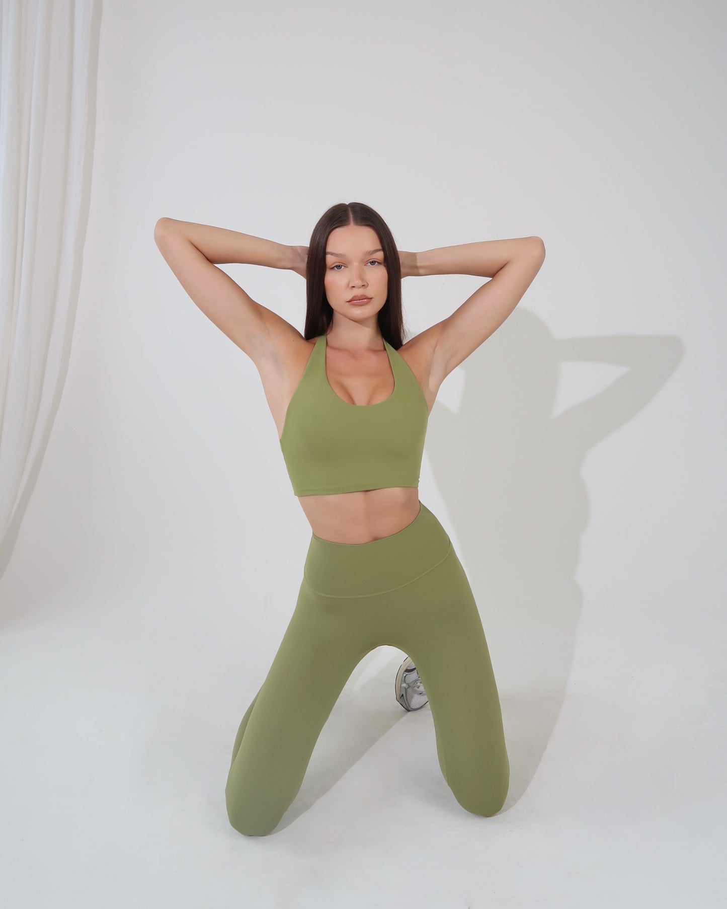 Halter neck sports bra - Matcha