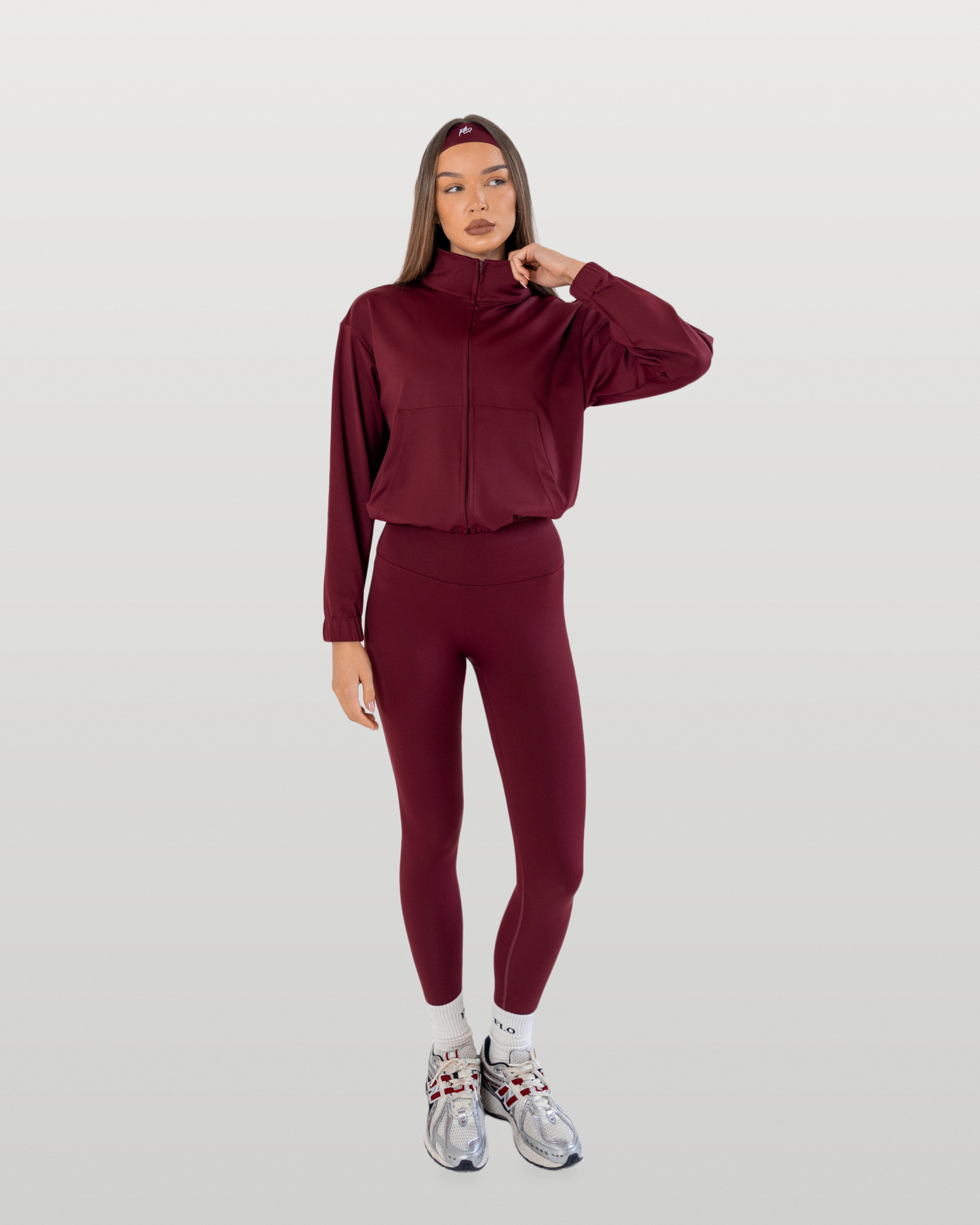 Flo essentials kit - Dark Cherry (5 pcs)